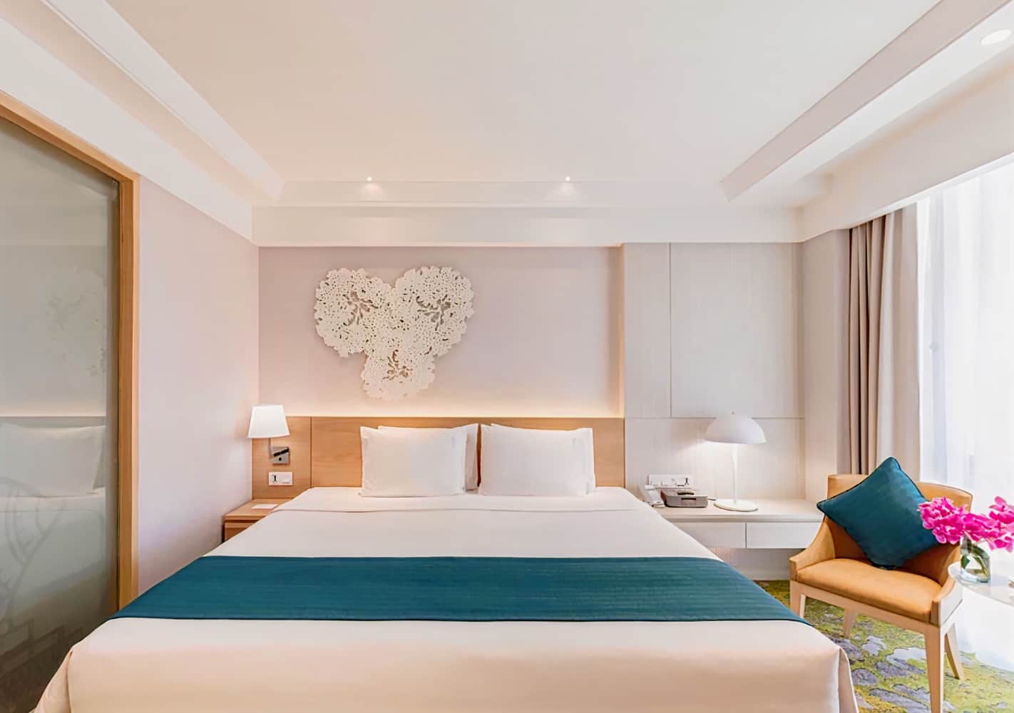Holiday inn Bangkok, an IHG Hotel