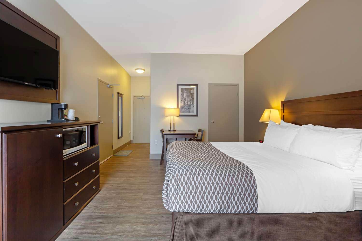 Best Western High Road Inn
