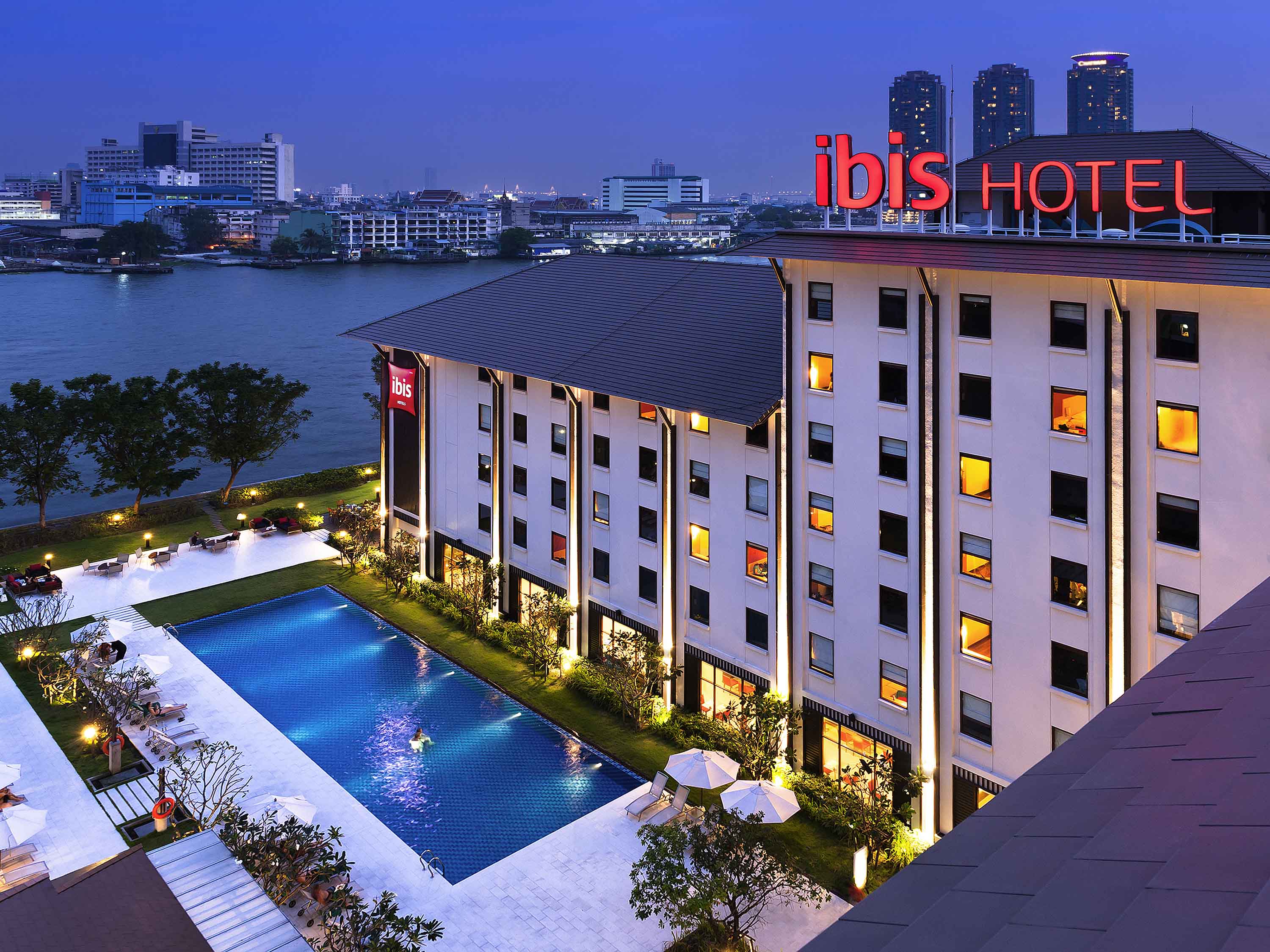 ibis Bangkok Riverside