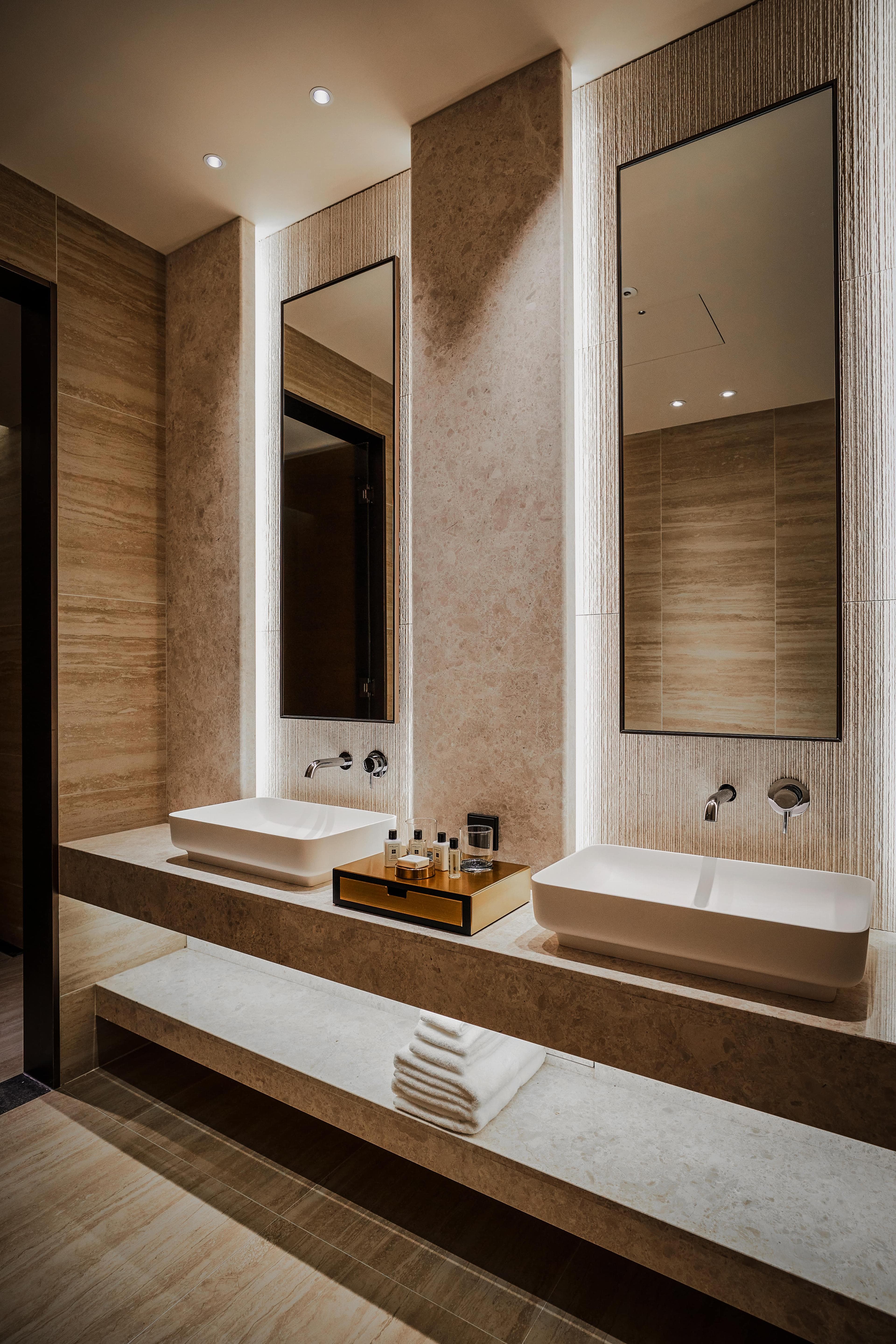 Paraspara Seoul  파라스파라 서울