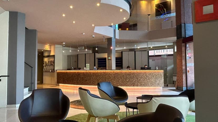 B&B HOTEL Mons Centre