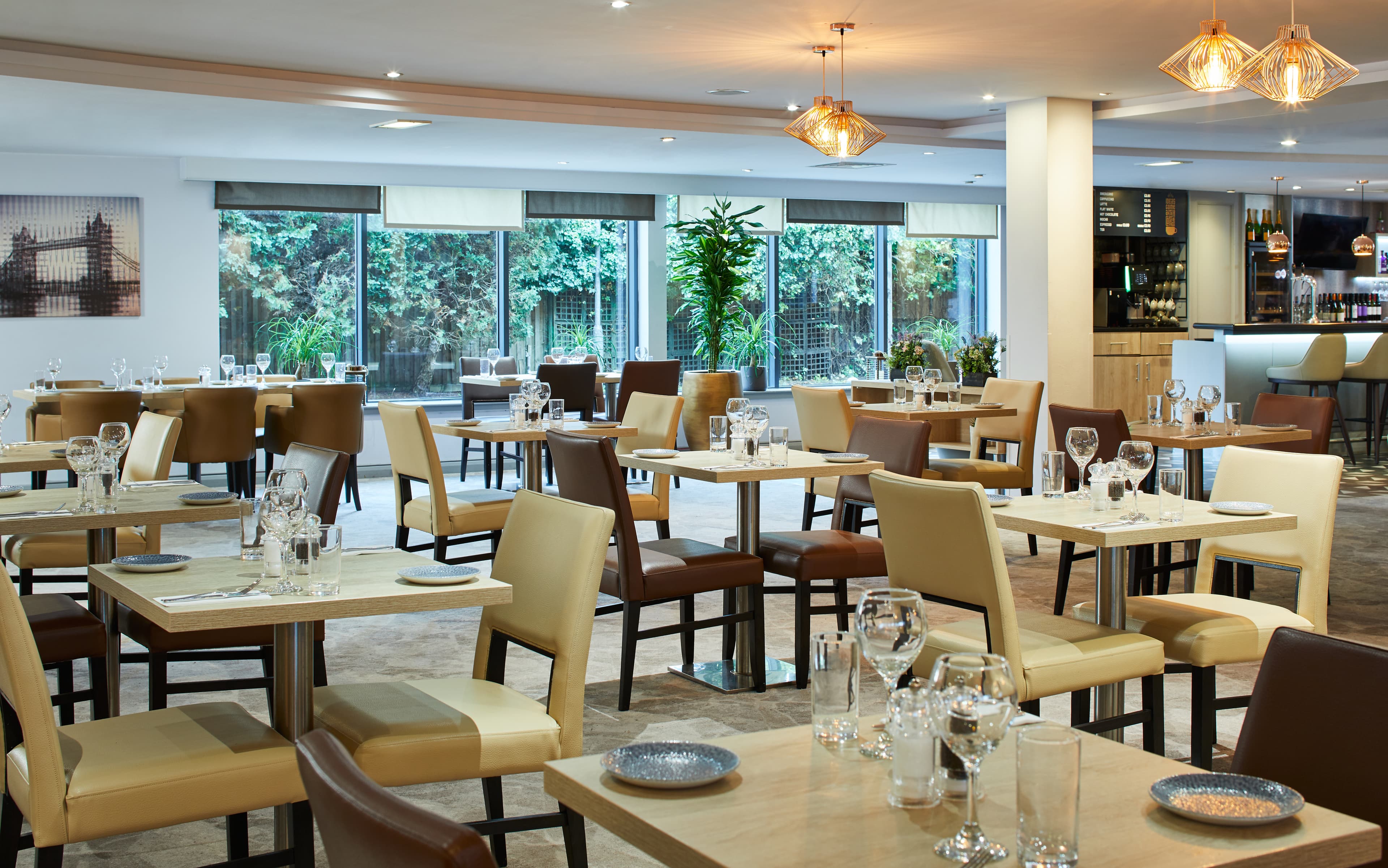 Leonardo Hotel London Heathrow Airport