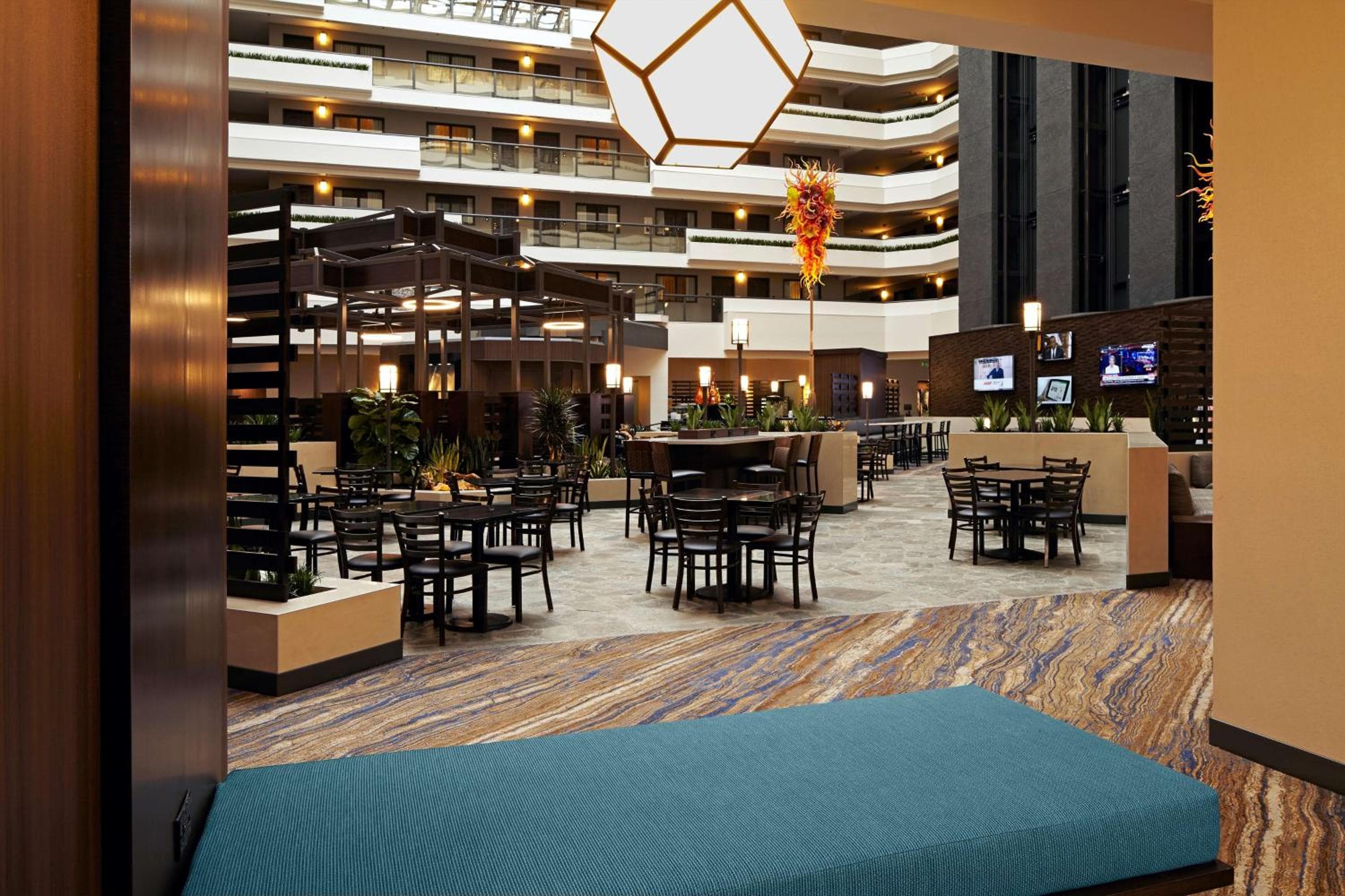 Embassy Suites by Hilton Los Angeles International Airport North