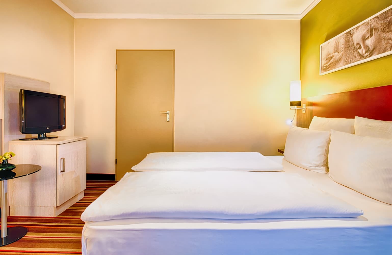 Leonardo Hotel & Residenz München