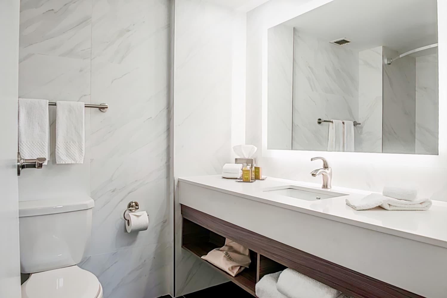 DoubleTree by Hilton Hotel Gatineau - Ottawa