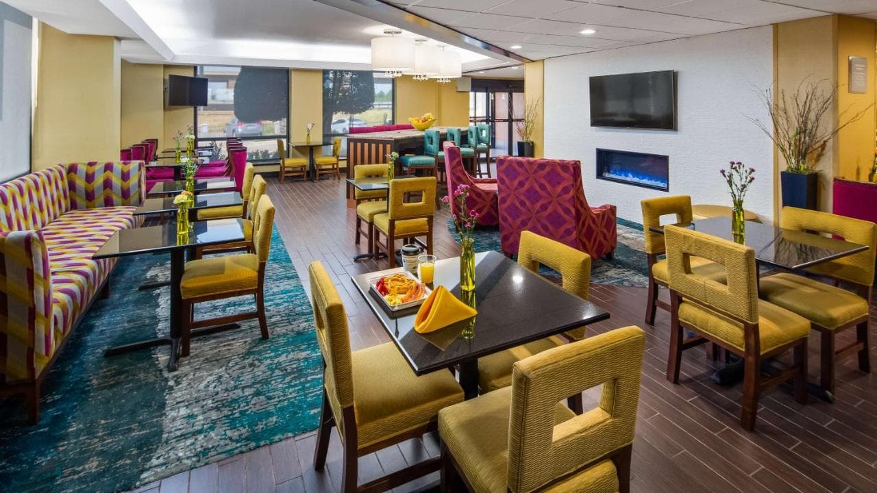 Best Western Plus Dallas Love Field North