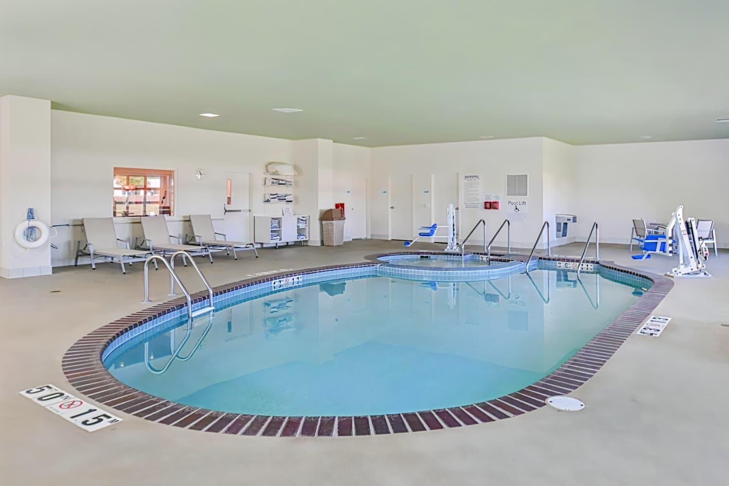 Holiday Inn Express Hotel and Suites Stevens Point