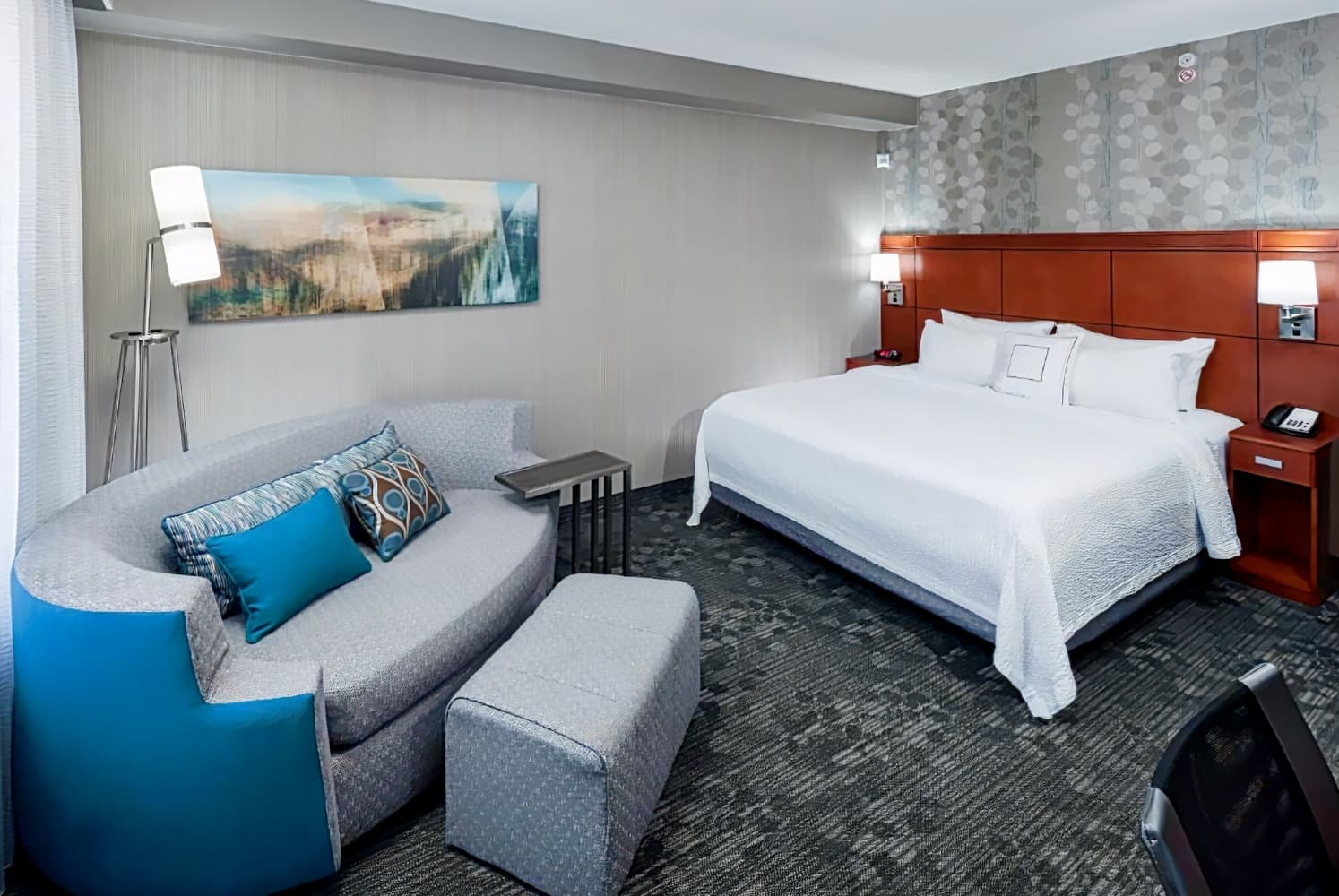 Courtyard by Marriott Phoenix/Chandler Fashion Center