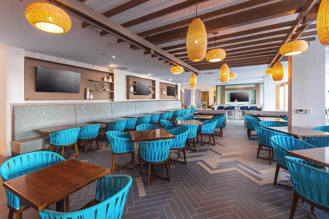Holiday Inn Express & Suites Orlando At Seaworld, an IHG Hotel