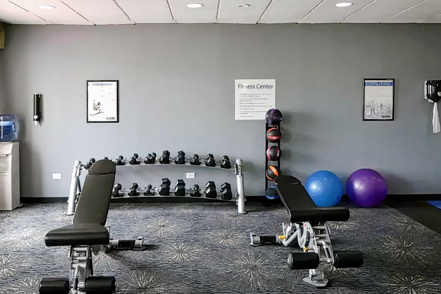 Holiday Inn Chicago Oakbrook