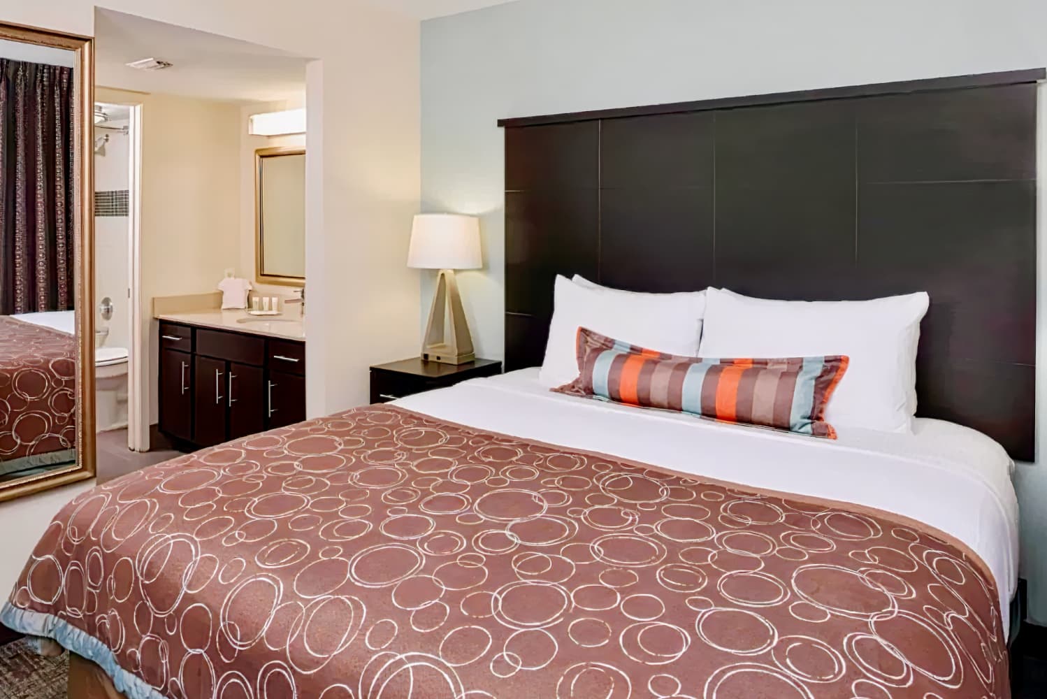 Staybridge Suites Dallas/Addison