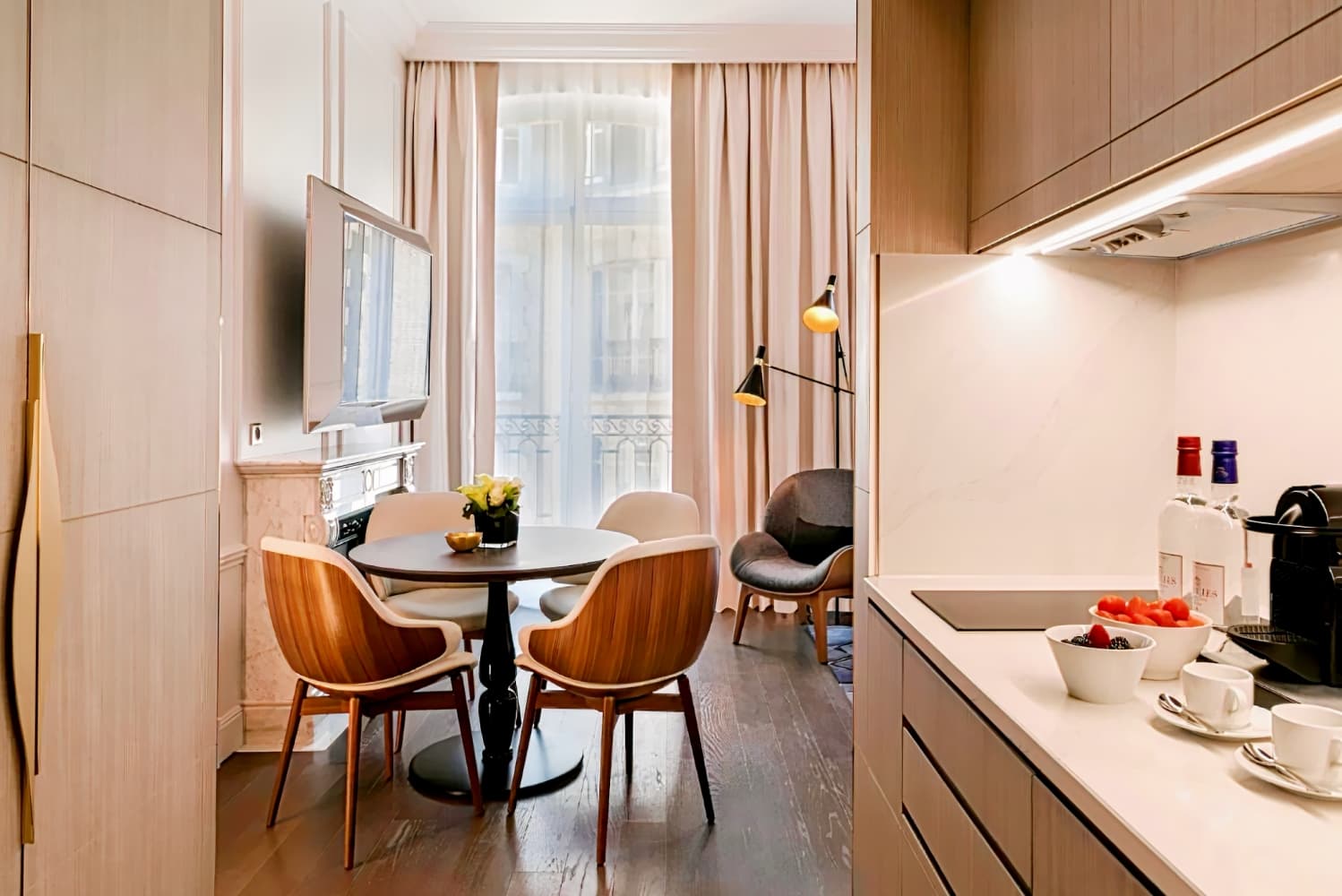 La Clef Champs-Élysées Paris by The Crest Collection