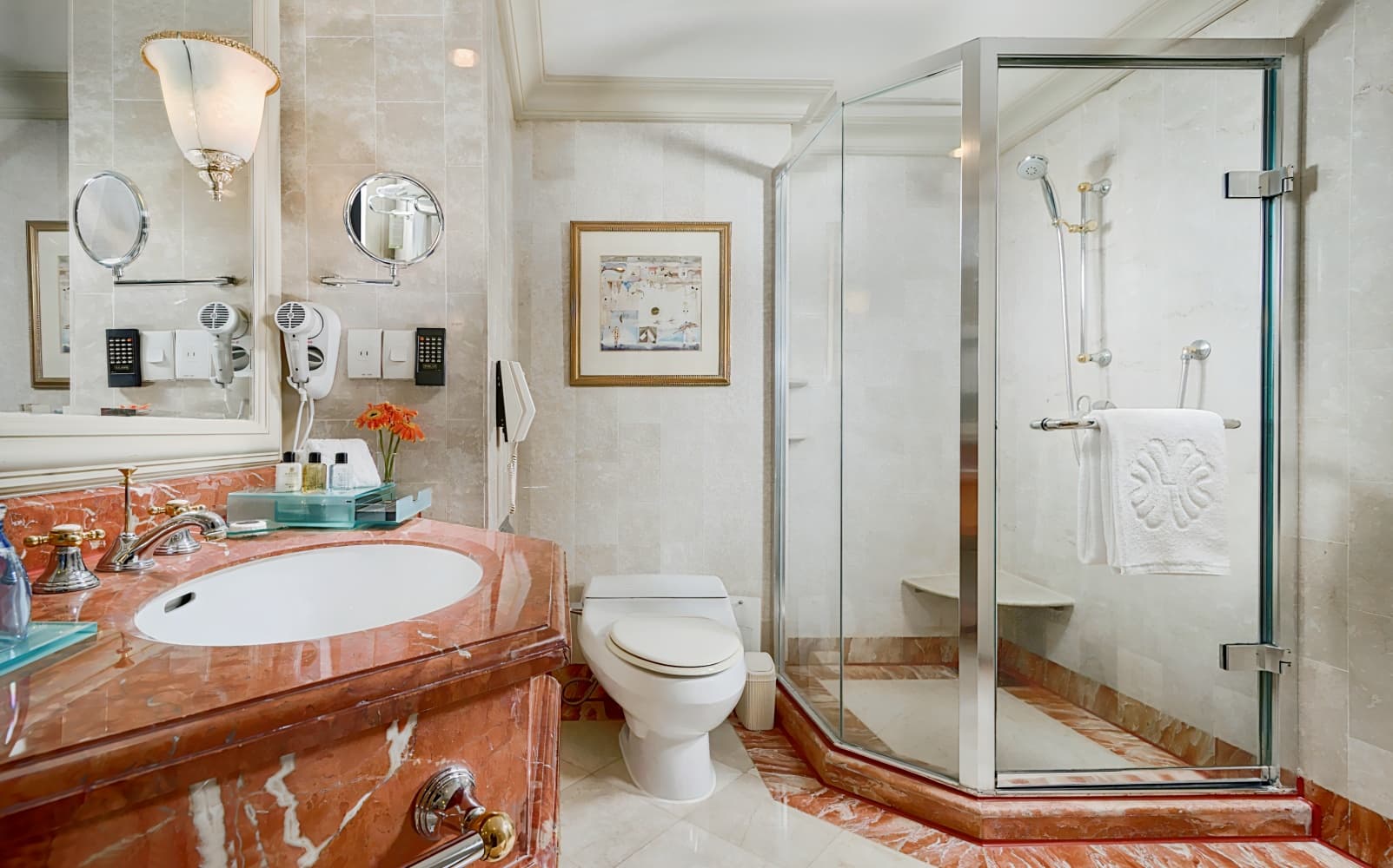 漢來大飯店 Grand Hi-Lai Hotel