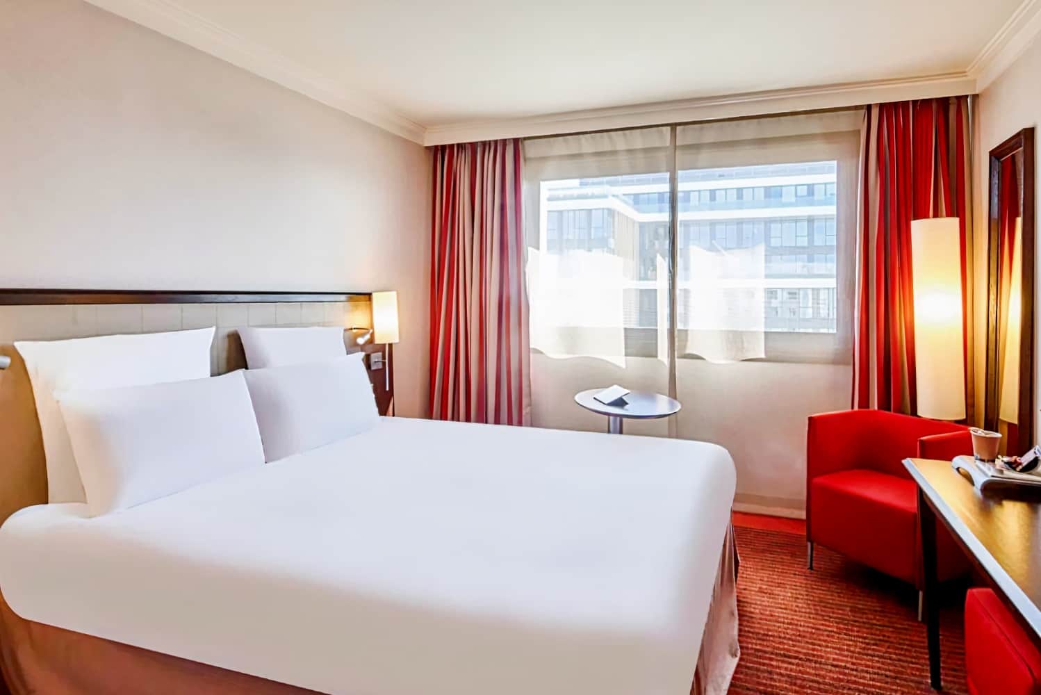 B&B Saint Quentin en Yvelines Centre Gare