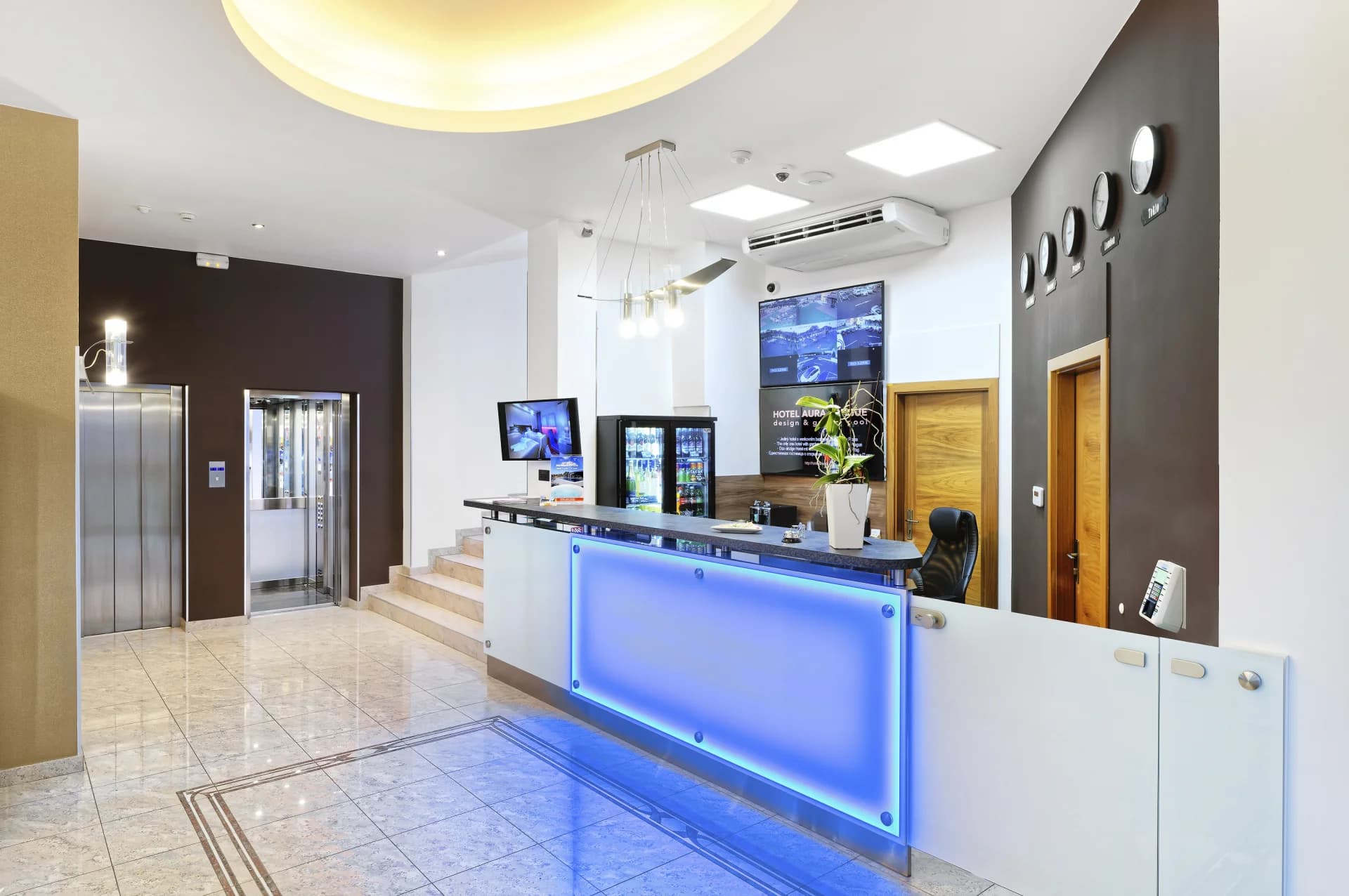 Hotel Aura Design & Garden Pool