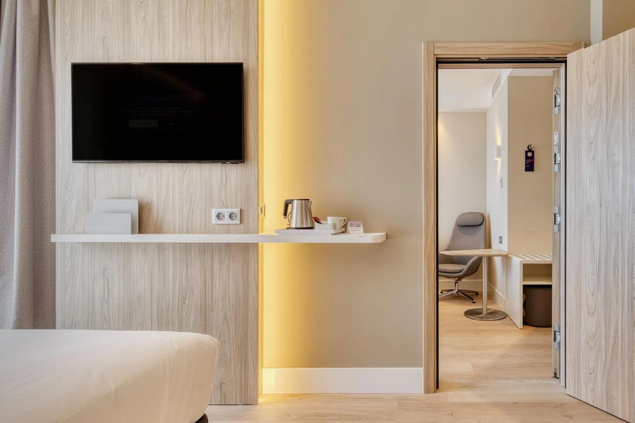 Holiday Inn Express Madrid Airport