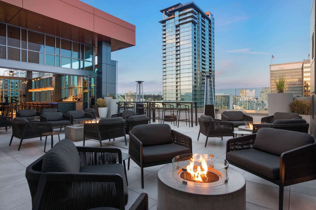 Carte Hotel San Diego Downtown, Curio Collection by Hilton