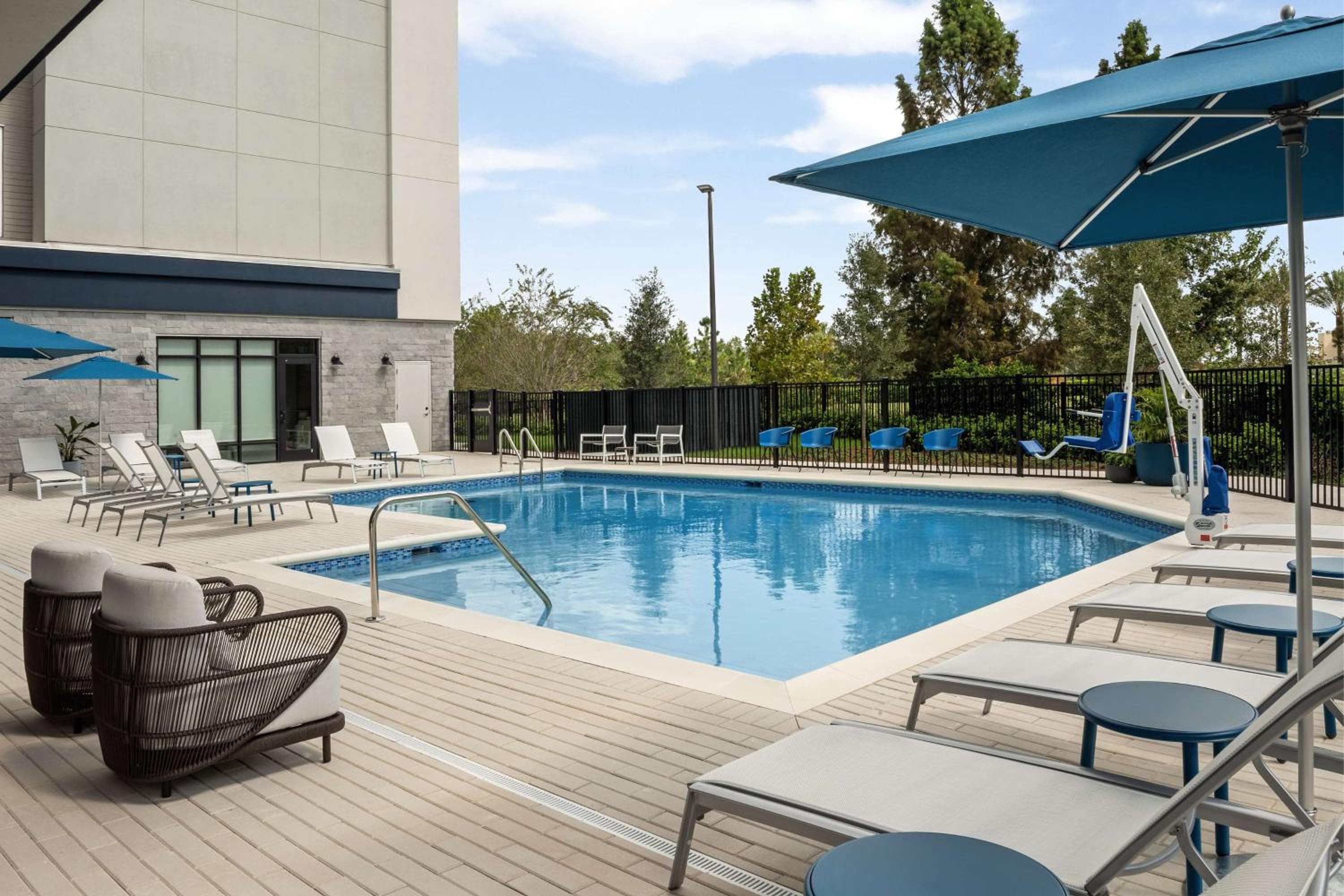 Home2 Suites by Hilton Orlando Southeast Nona