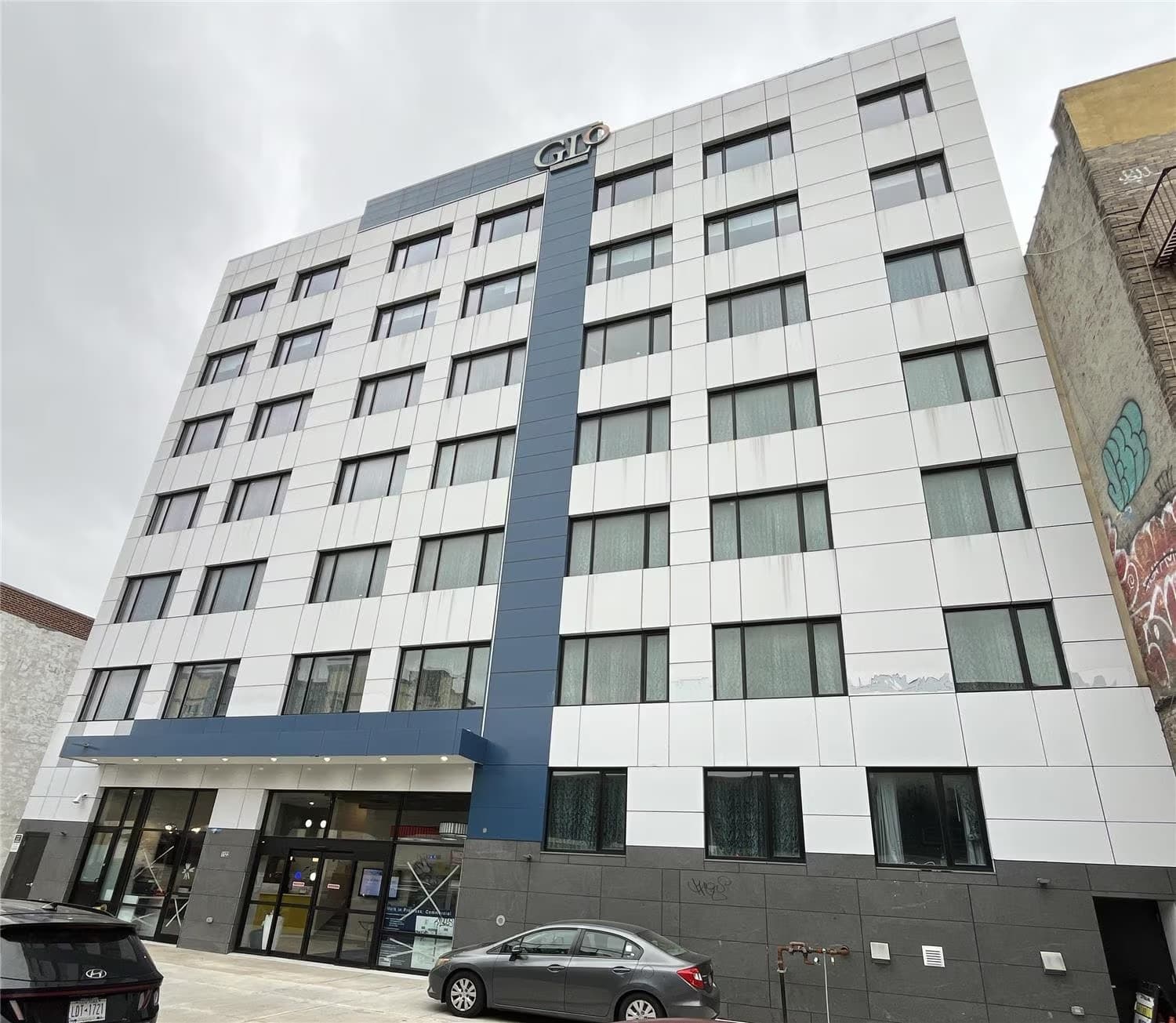 GLō Best Western Bronx NYC