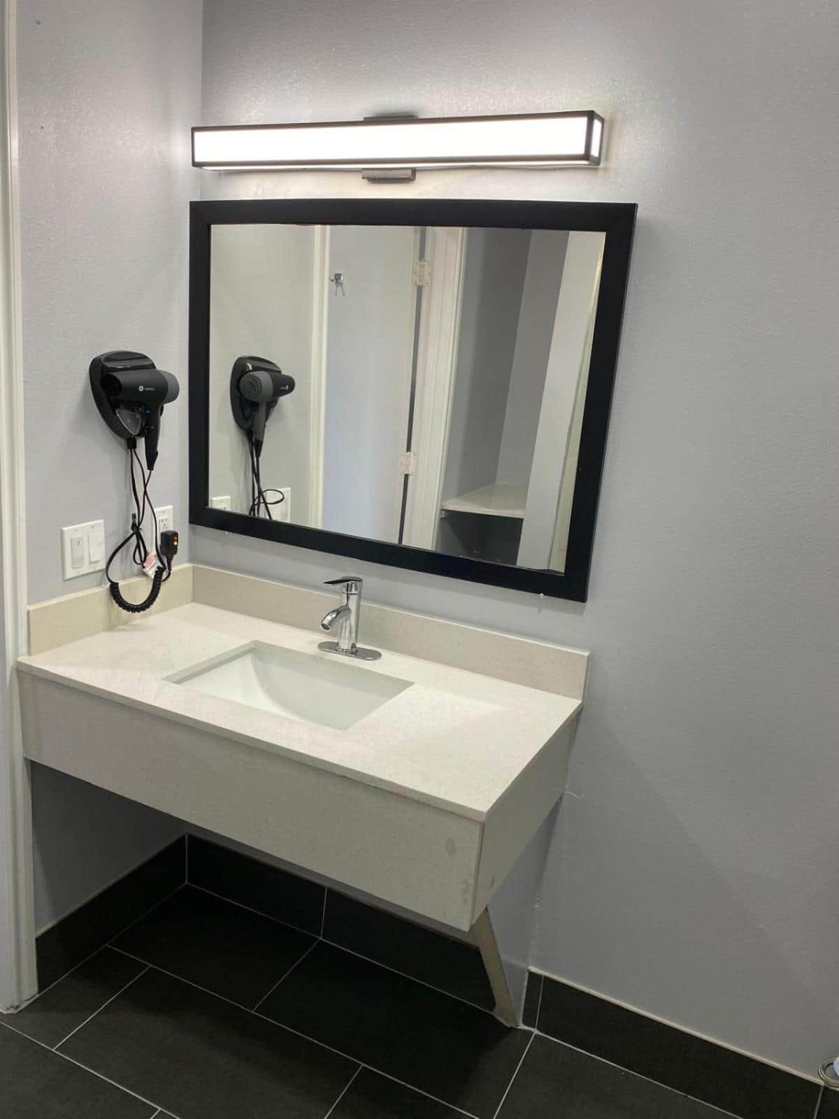 Airway Inn - IAH Airport