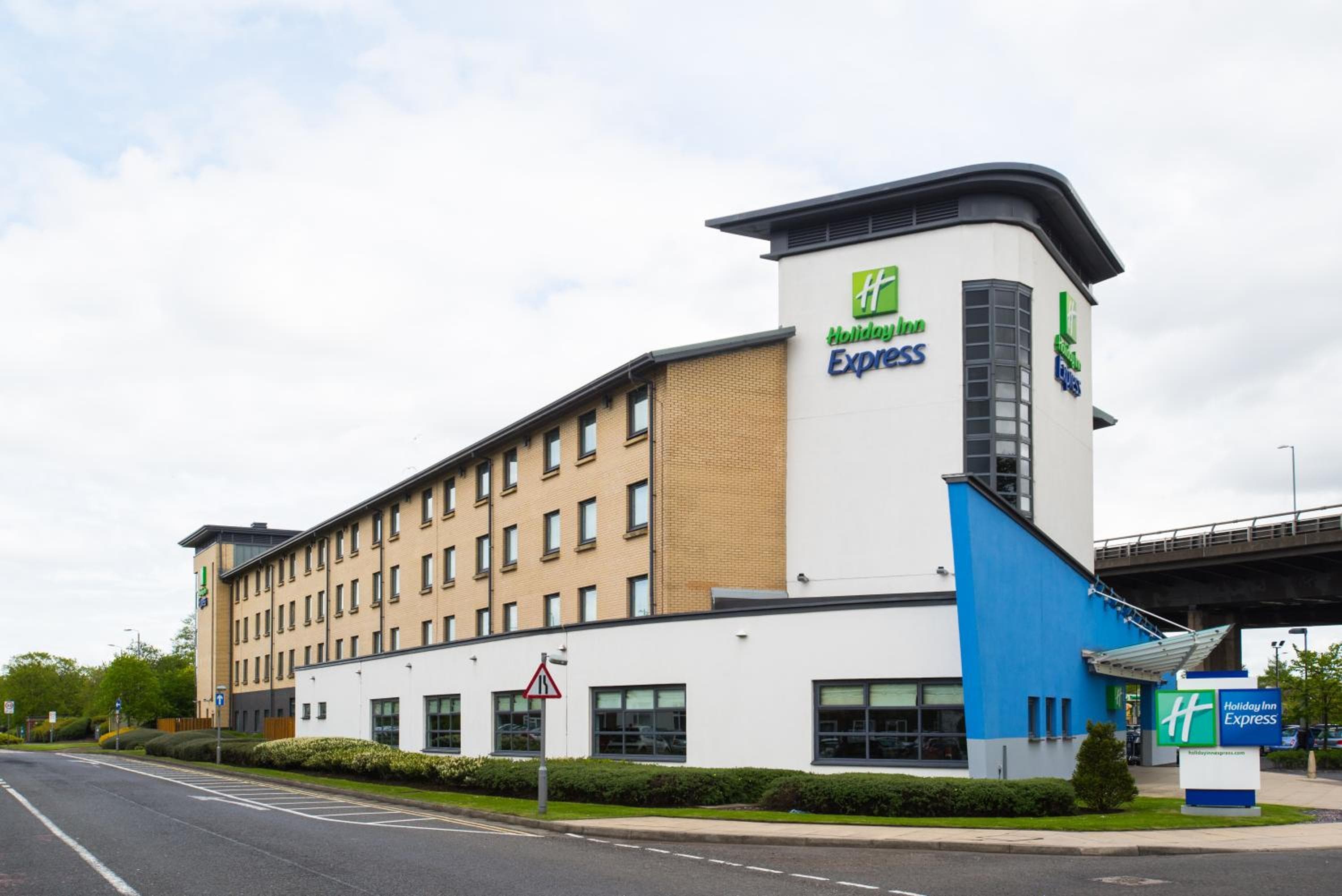Holiday Inn Express - Glasgow Airport by IHG