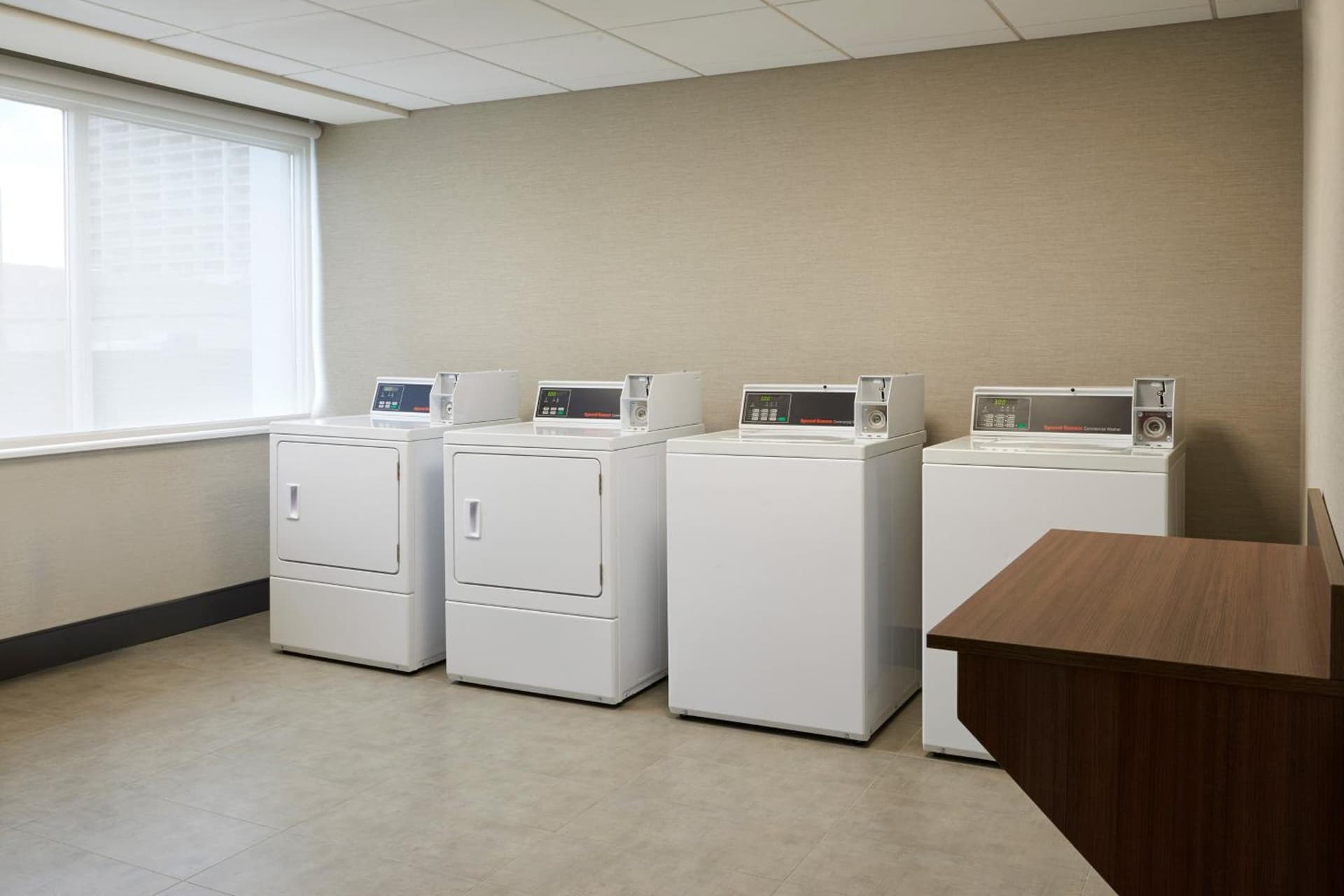 Four Points by Sheraton Downtown Windsor