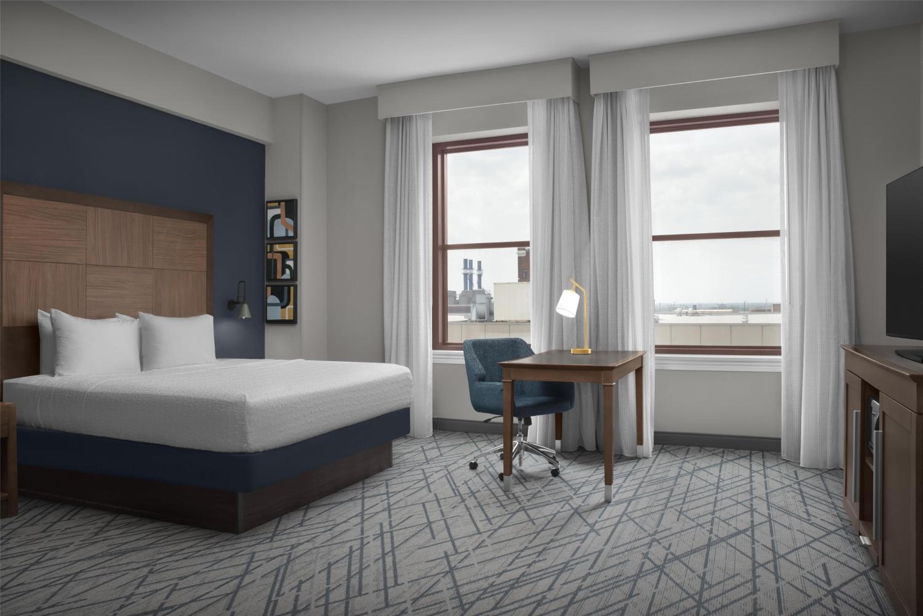 Hampton Inn Indianapolis Downtown Across from Circle Center