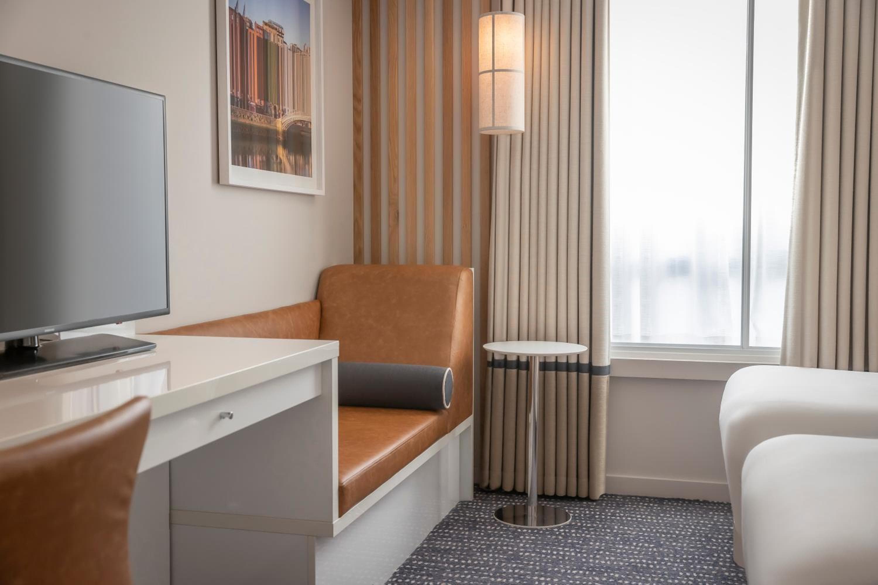 The Morrison Dublin, Curio Collection by Hilton