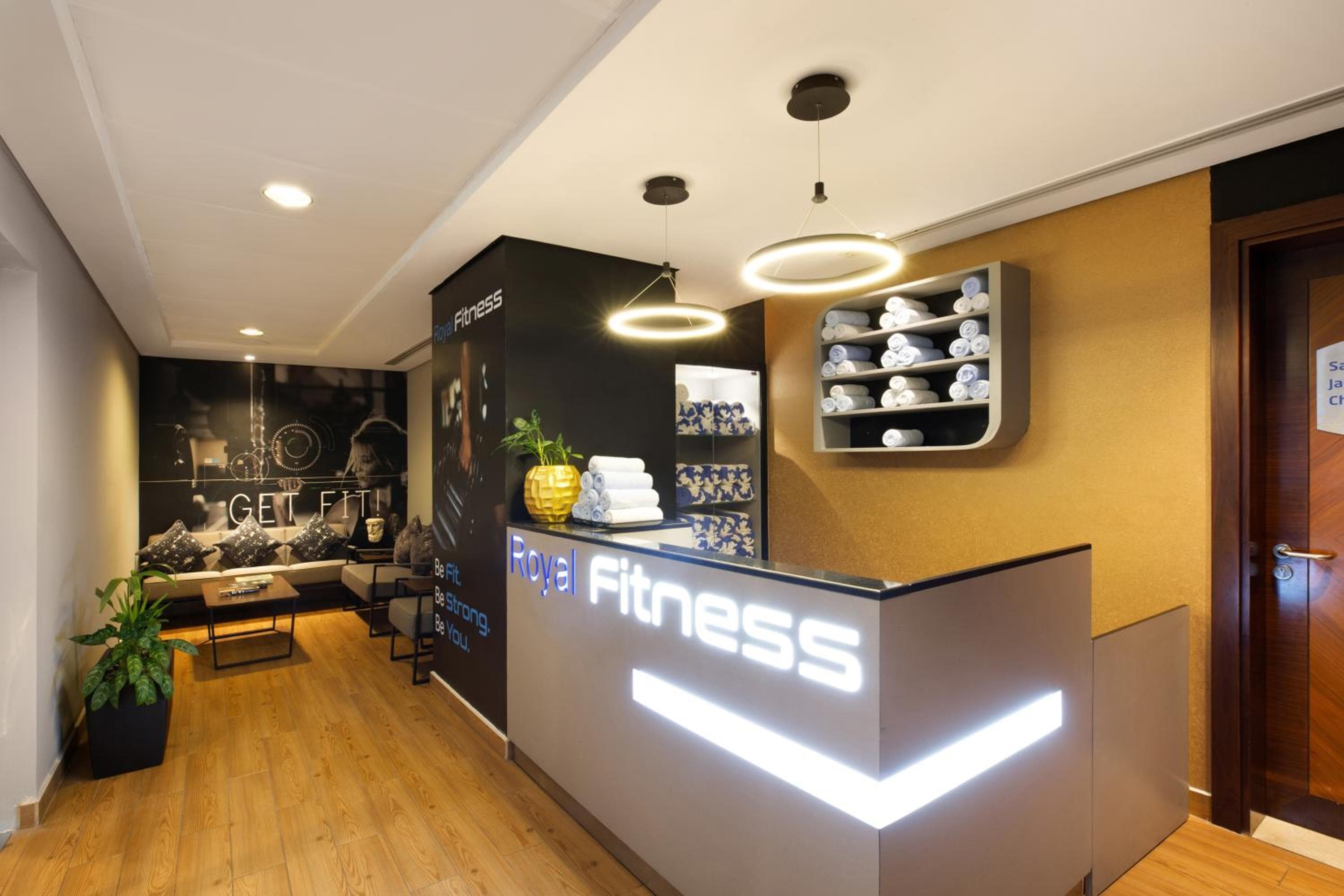 Royal Continental Suites Business Bay