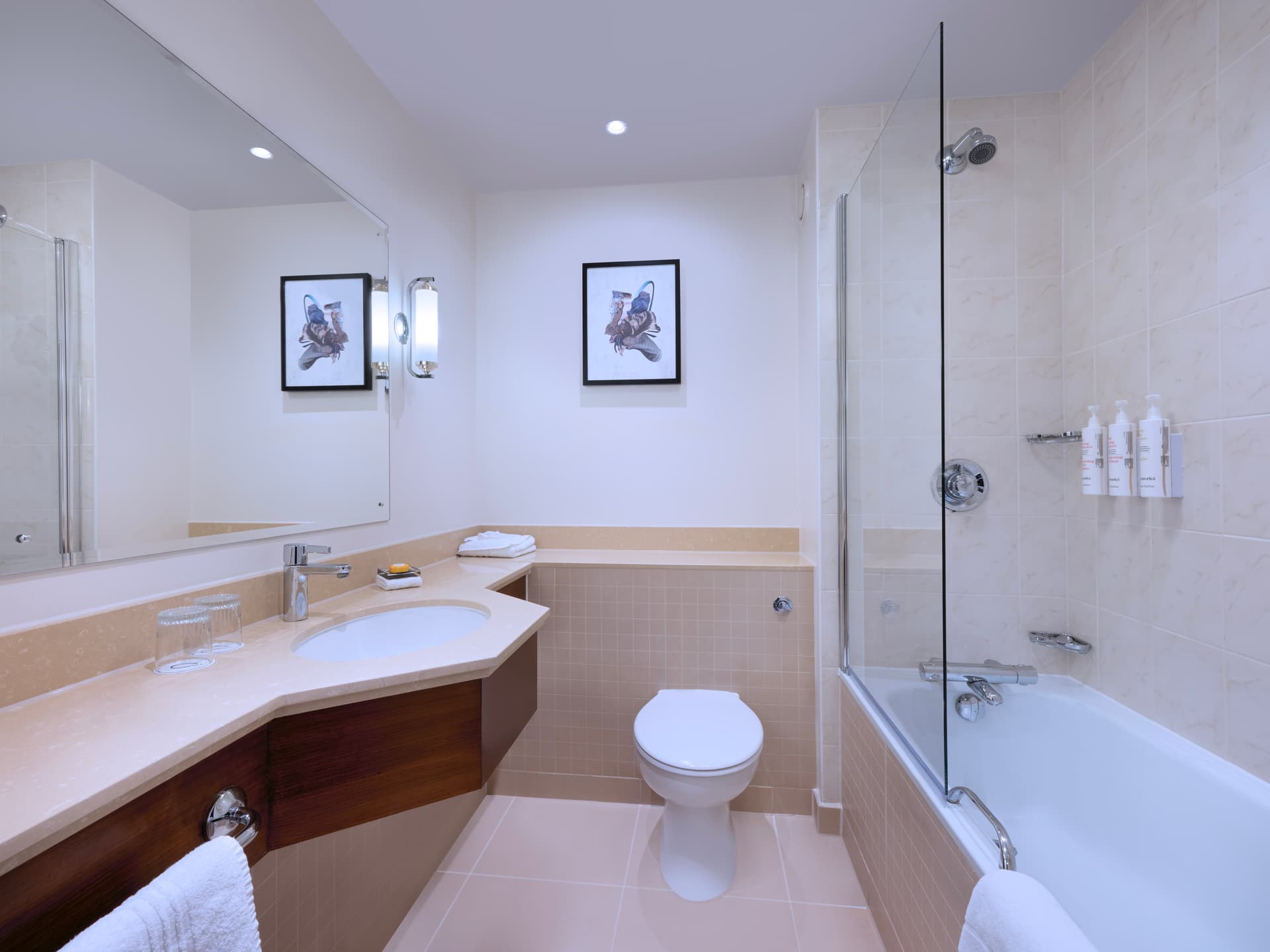 Delta Hotels by Marriott Swindon
