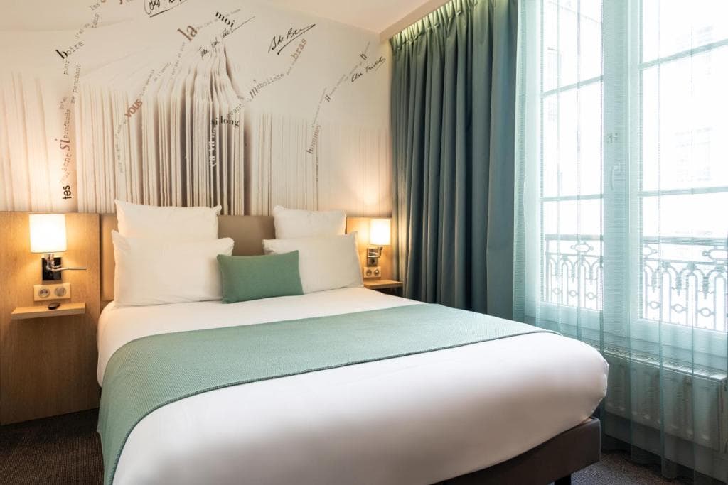 Mercure Paris Montparnasse Raspail Hotel