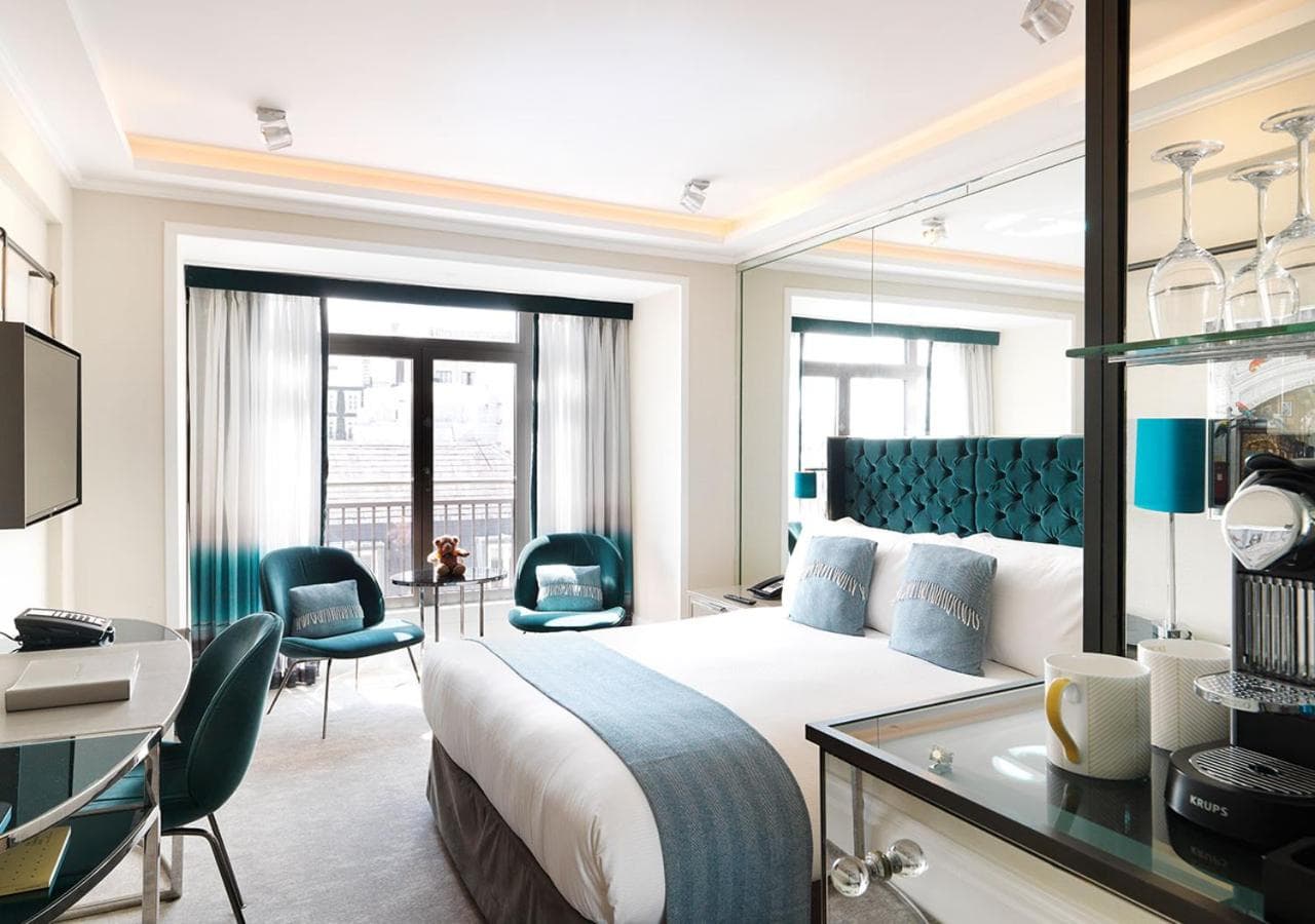 Athenaeum Hotel and Residences
